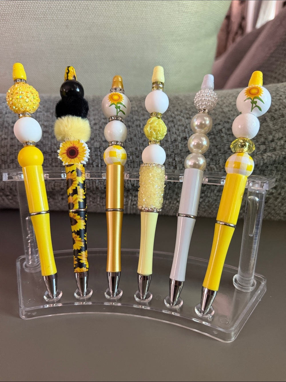 NWOT handmade sunflower beaded pen set.